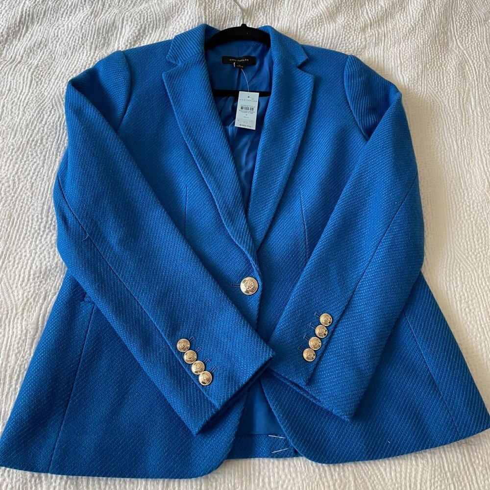 ANN TAYLOR The Hutton Blazer in Power Blue, Size 4P